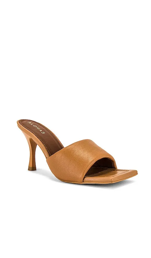 ALOHAS Puffy Mule in Brown