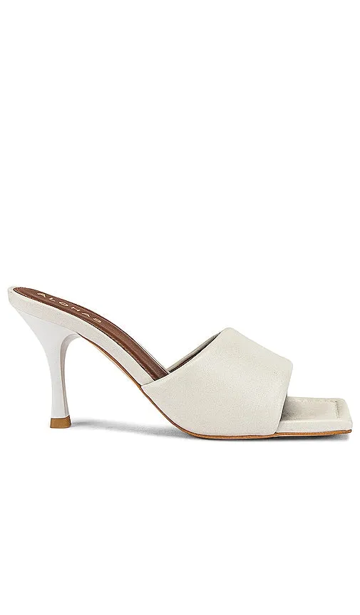 ALOHAS Puffy Mule in White