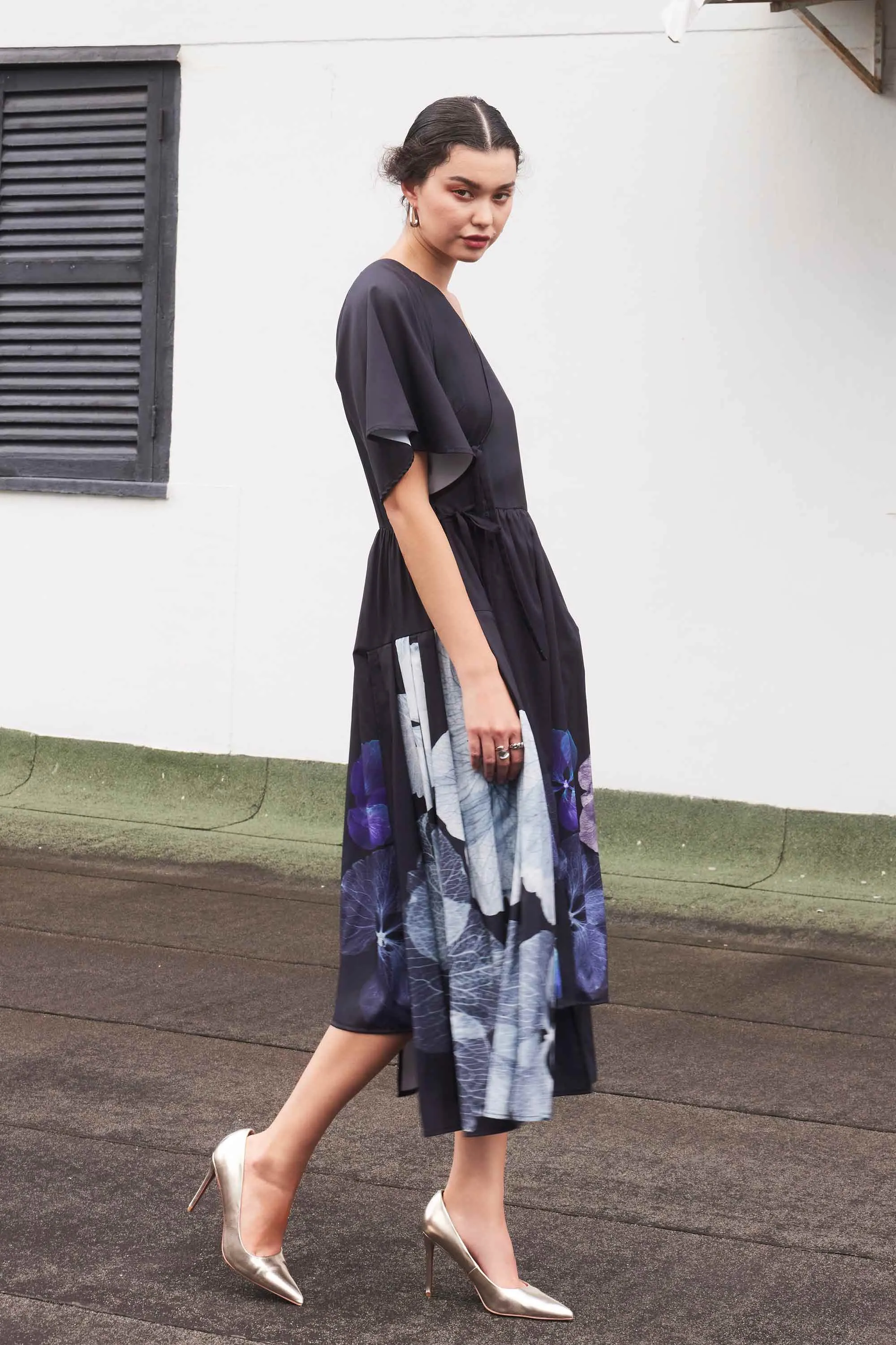 Billowing Wrap Dress (Black Hydrangea)