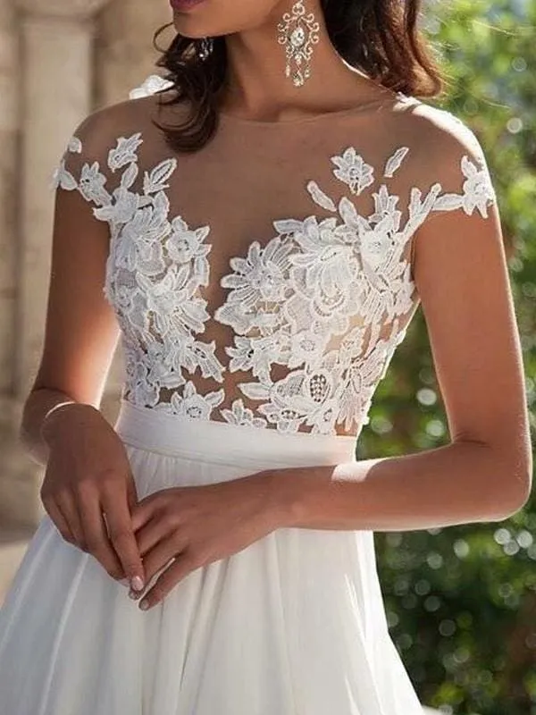 Chiffon Scoop Short Sleeves Sweep/Brush Train With Applique Dresses