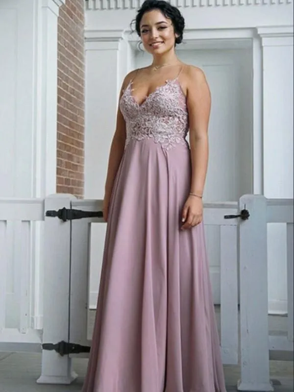 Empire Spaghetti Straps V-Neck Lace Sweep/Brush Train Chiffon Dresses