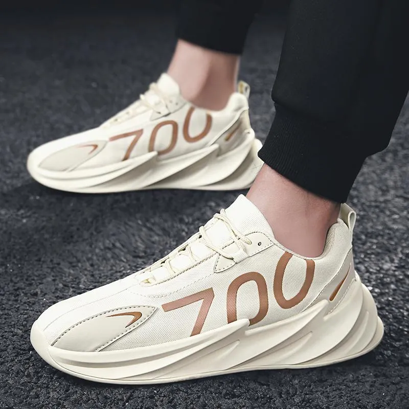 WRAITH 'Spirit' 700 Sneakers
